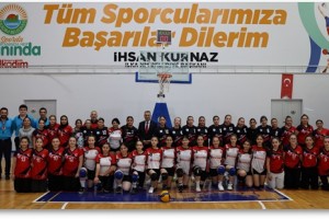 İlkadım Belediyesi Geleceğin Şampiyonlarını Her Alanda Destekliyor